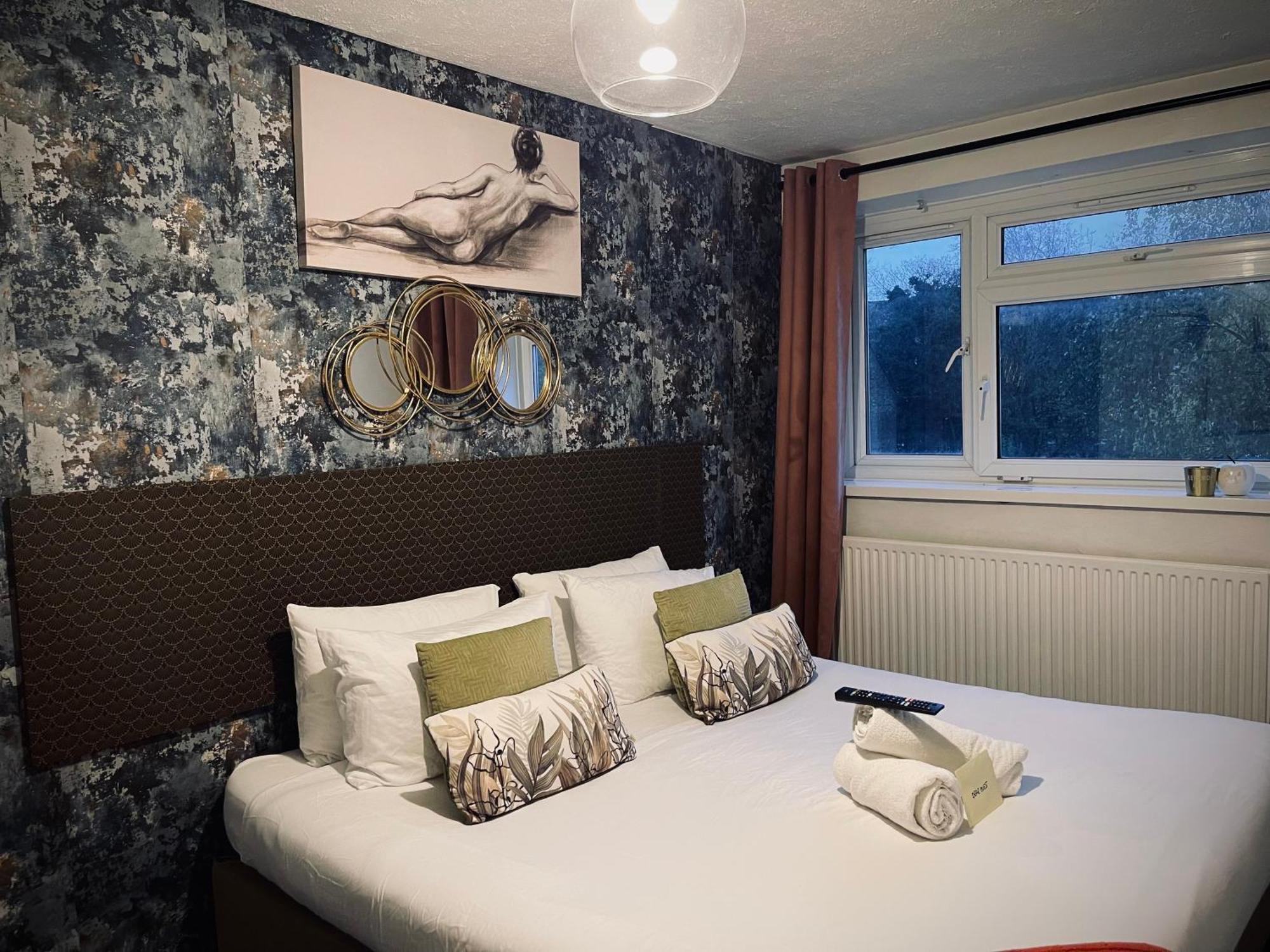Appartement R1 Superking Sized Bed & 65" Tv On The Wall In Clapham à Londres Extérieur photo