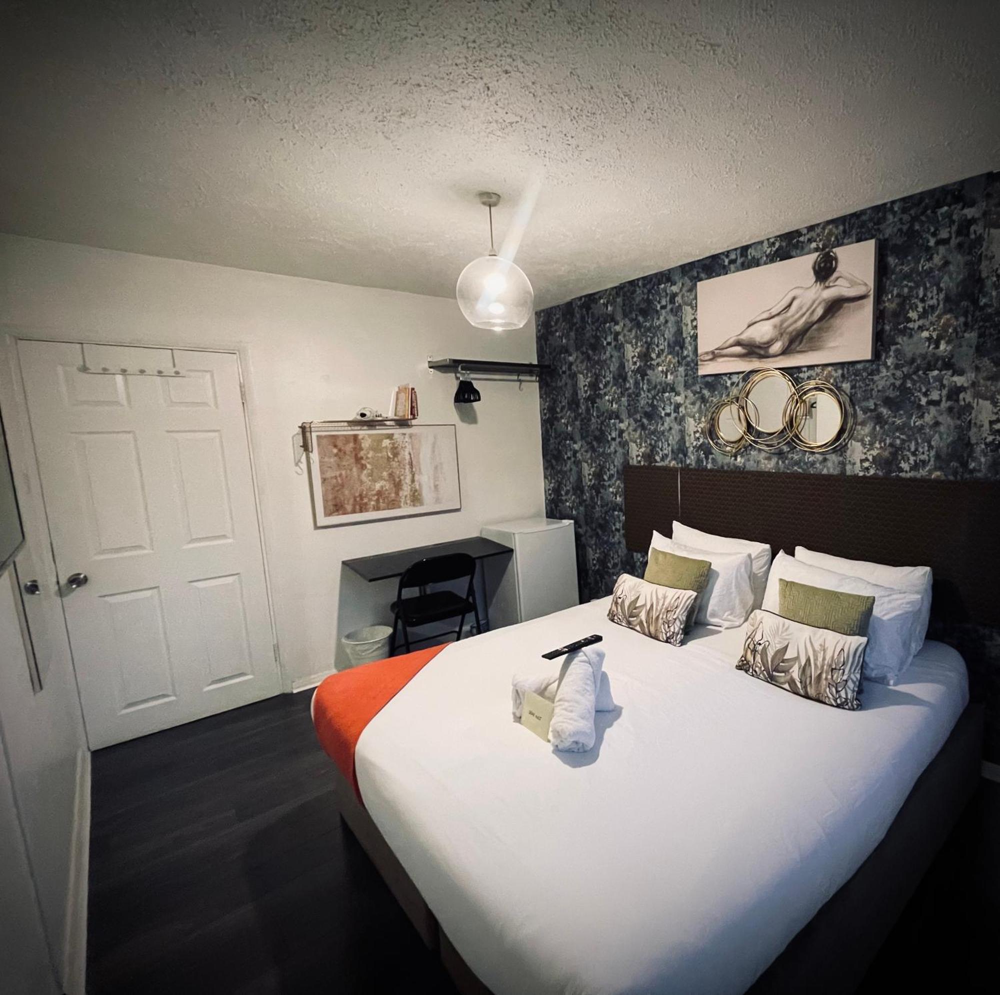 Appartement R1 Superking Sized Bed & 65" Tv On The Wall In Clapham à Londres Extérieur photo
