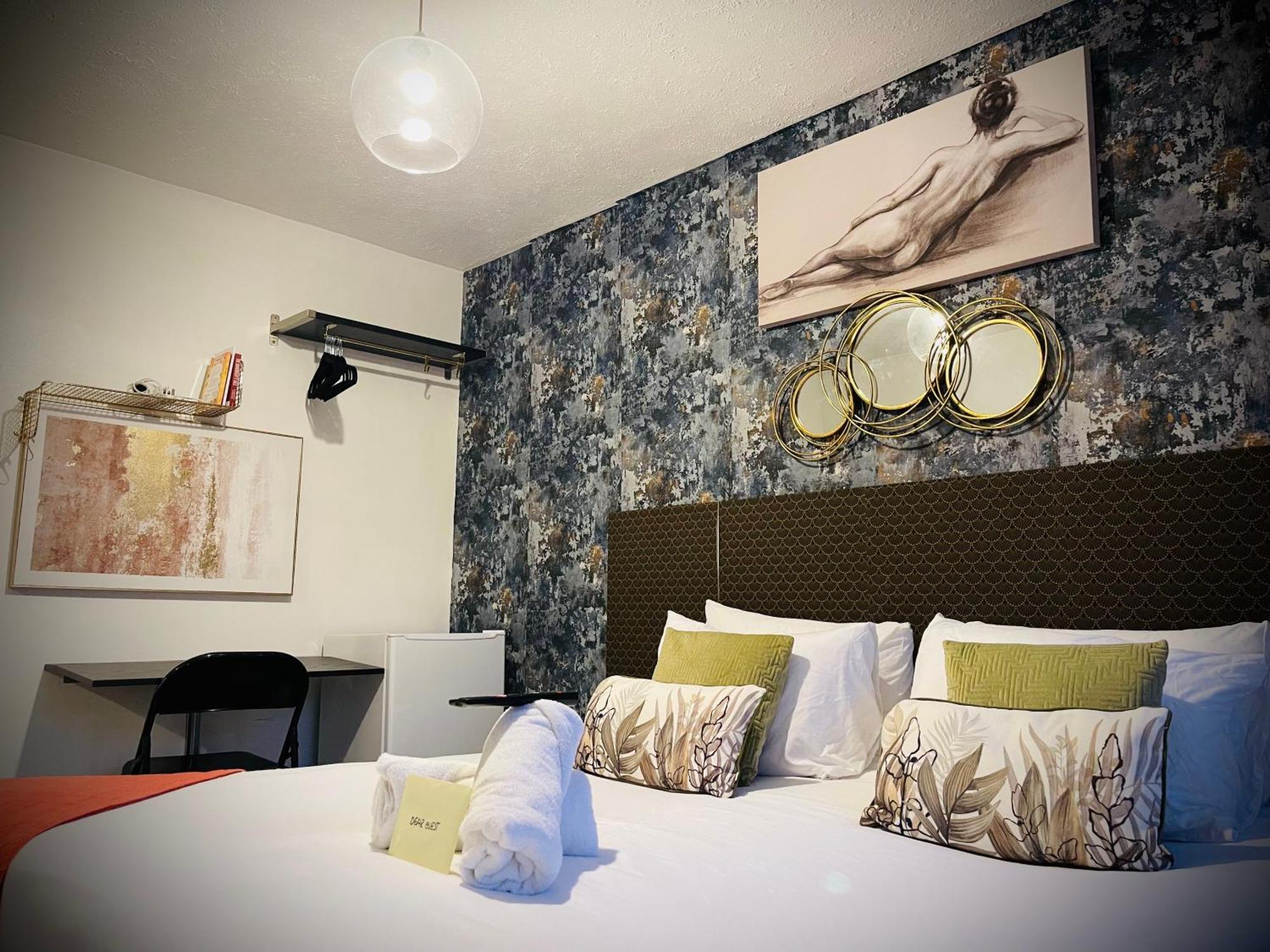 Appartement R1 Superking Sized Bed & 65" Tv On The Wall In Clapham à Londres Extérieur photo