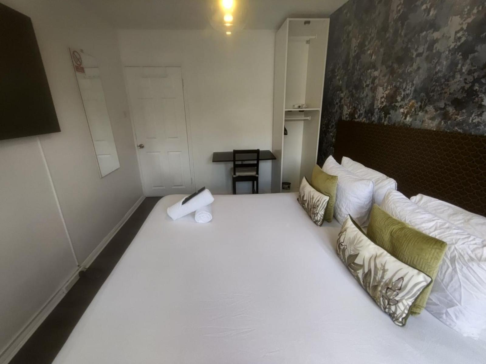 Appartement R1 Superking Sized Bed & 65" Tv On The Wall In Clapham à Londres Extérieur photo